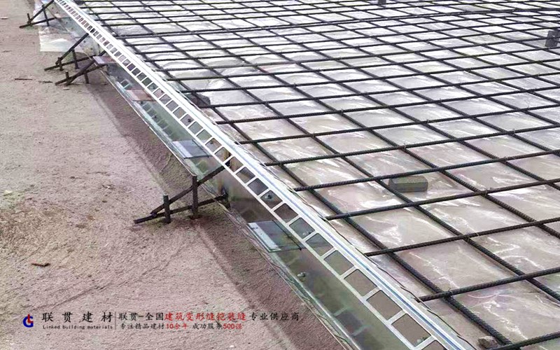 甘肃省LG160-3000镀锌钢板铠装缝案例